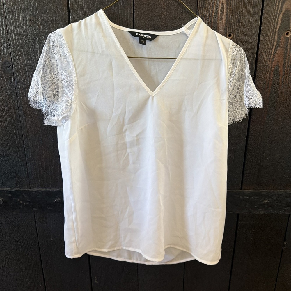 Express Top Size Xxs Women's White Lace Short Sleeve V Neck  H